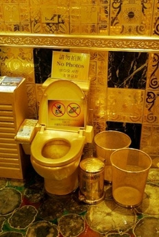 goldentoilet21.jpg