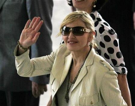 Dolce gabbana store madonna sunglasses