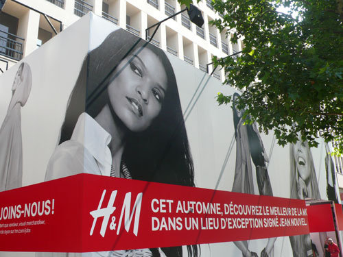 comité Champs-Elysées, H&M