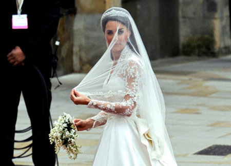 Kate's wedding dress a labour of lace