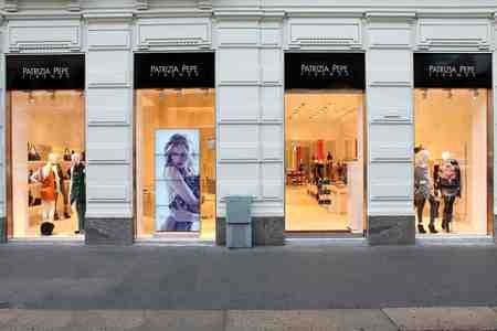 lamp puzzel psychologie Patrizia Pepe: nuovo flagship store a Milano
