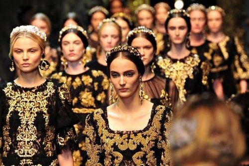 Dolce \u0026 Gabbana's golden Baroque look 
