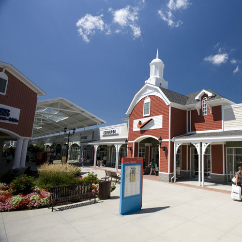 Premium Outlets no Canadá: os famosos outlets dos EUA têm 2 unidades  canadenses - Falando de Viagem