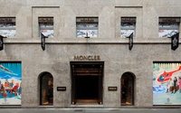 Moncler abre a sua maior loja global em Milão