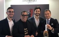 Guillermo Mariotto firma una linea di borse per Anna Virgili