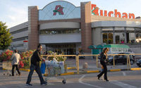 Auchan chiude i punti vendita di Napoli e Catania