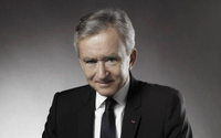 Bernard Arnault feiert LVMH-Rekordjahr und bezeichnet Berichte über eine Übernahme von Chanel als 