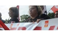 Plus de 1 500 manifestants dans les rues de Niort pour défendre la Camif