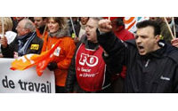 Manifestation commune des salariés de La Redoute et des 3 Suisses à Roubaix