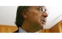Italy's Della Valle ups stake in Saks to 7.1 percent