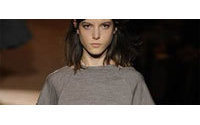 Fashion Week: Marc Jacobs s'assagit, Donna Karan revient au "tout noir"