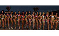 Ritratti Beachwear veste le finaliste italiane di Miss Universe Italy 2010