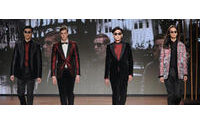 Ermenegildo Zegna ha inaugurado la Semana de la Moda de Milán exhibiendo su colección masculina Otoño Invierno 2011, con un show espectacular