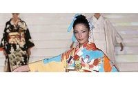 Italiani matti per il "Made in Japan": a Nettuno sfilano i kimono