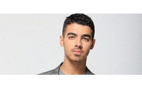 Joe Jonas podría colaborar con Calvin Klein