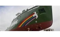 I vip si mobilitano per la Rainbow Warrior III di Greenpeace