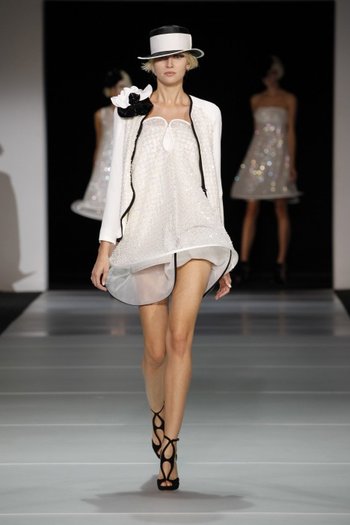 Emporio Armani glitters at Milan Fashion Week - News : Catwalks (#204061)