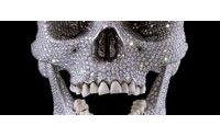 'Skull Mania', il teschio come simbolo dell'horror style