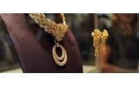 Elizabeth Taylor jewelry destined for online sale