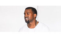 Kanye West ritenta la fortuna a Parigi