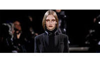 LVMH confierait les rênes de Givenchy à Sebastian Suhl