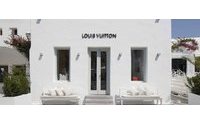 Louis Vuitton: pop up store resort a Mykonos