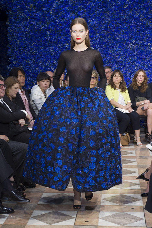 New-look Dior blooms at Paris couture