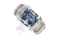El diamante "Sky Blue", vendido por 17 millones de dólares en Ginebra