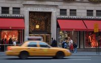 Saks Fifth Avenue steht zum Verkauf