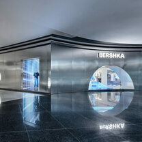 Bershka estrena flagship en el mayor centro comercial de Galicia