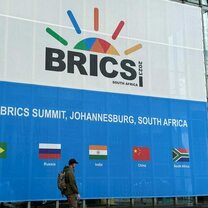 Les BRICS invitent six nouveaux pays à les rejoindre dont l'Iran et l'Arabie saoudite