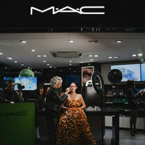 La cosmética MAC convierte su tienda de Alto Palermo en un espacio inteligente