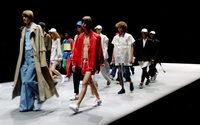 El coreano Munsoo Kwon seduce al público de la Milan Fashion Week