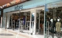 Lefties estrena imagen en su nueva tienda en Murcia