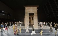 Chanel leva o desfile Métiers d'Art de volta para Paris