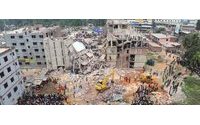 La OIT aboga por cambiar leyes de Bangladesh tras tragedia de Dacca