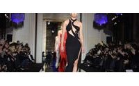 Paris Haute Couture: Versace, virgole ed emozioni tecno