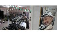From Hebron, Palestinian scarf resists... Chinese competition
