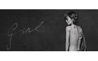 Vanessa Paradis posa desnuda para Karl Lagerfeld y Chanel
