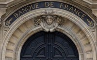 Le ralentissement de l'économie française s'est atténué en avril, relève la Banque de France