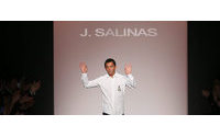 Jorge Luis Salinas triunfa en la NYFW