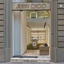 Jimmy Choo cambia indirizzo a Firenze