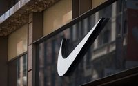 Благодаря онлайн-торговле Nike успешно противостоит коронавирусу