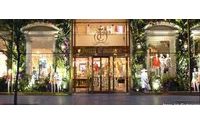 Juicy Couture CEO Paul Blum to leave, announces closure of New York flagship store