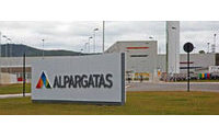 Argentina: Fábrica de la brasileña Alpargatas reduce carga laboral