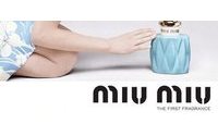 Miu Miu presenta su primer perfume en París