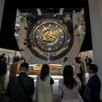 Geneva watch fair ticking over after sales boom years