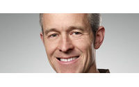 Apple names Jeff Williams COO, a job once held by Tim Cook