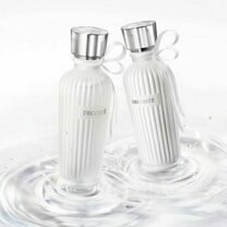 コスメデコルテ「キモノ」の水性香水が誕生　水のきらめきと清らかさを描いた香り