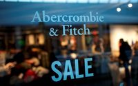 Квартальные продажи Abercrombie & Fitch превысили прогнозы, драйвером стала онлайн-коммерция